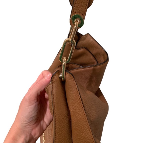 Michael Kors Large Shoulder Purse - Picture 5 of 7